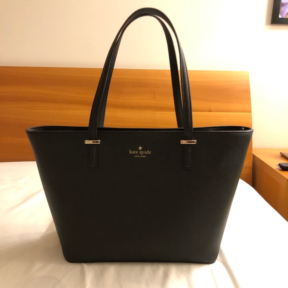 Kate Spade Cedar Street Harmony Tote Bag..hardly used!